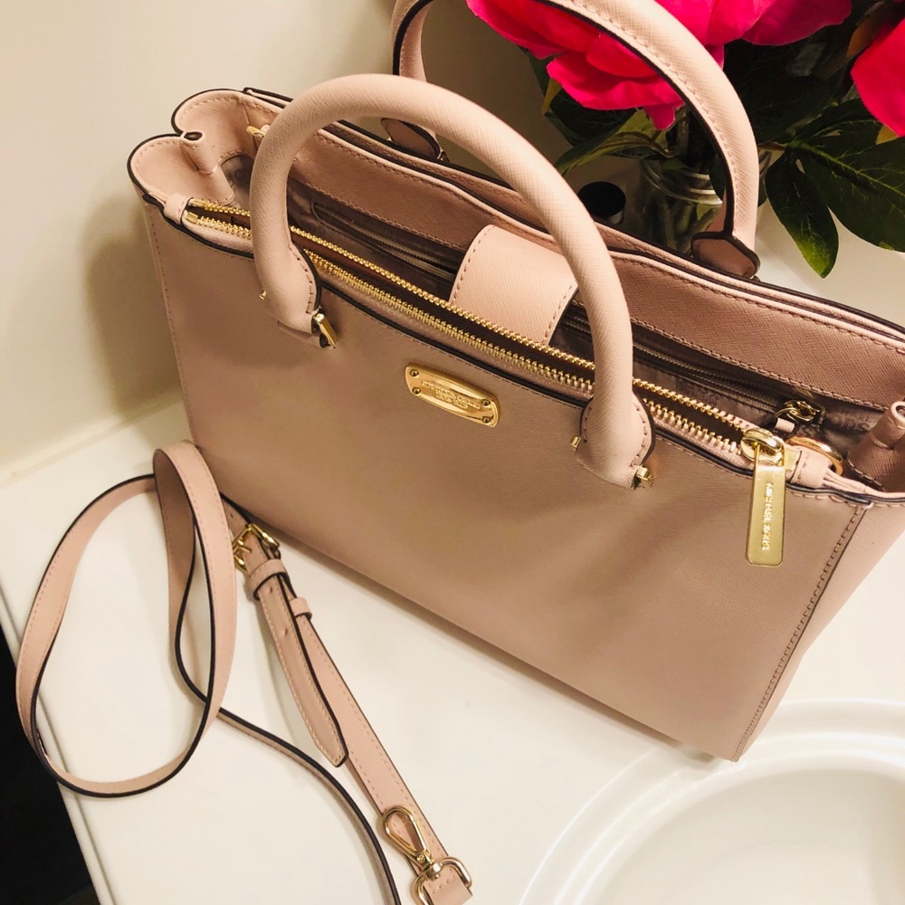 MICHAEL KORS Purse - Picture 3 of 7